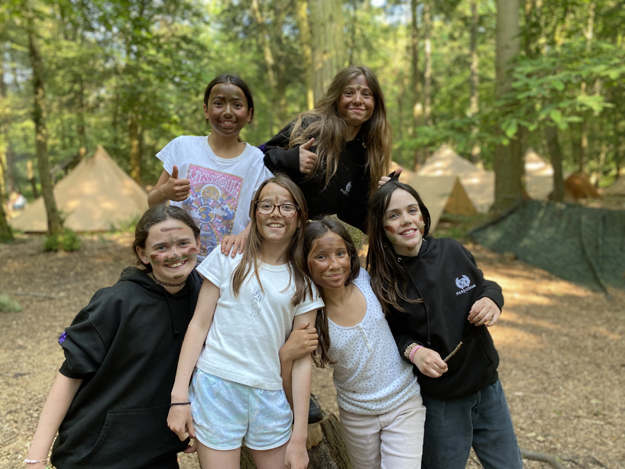 Girls bushcraft