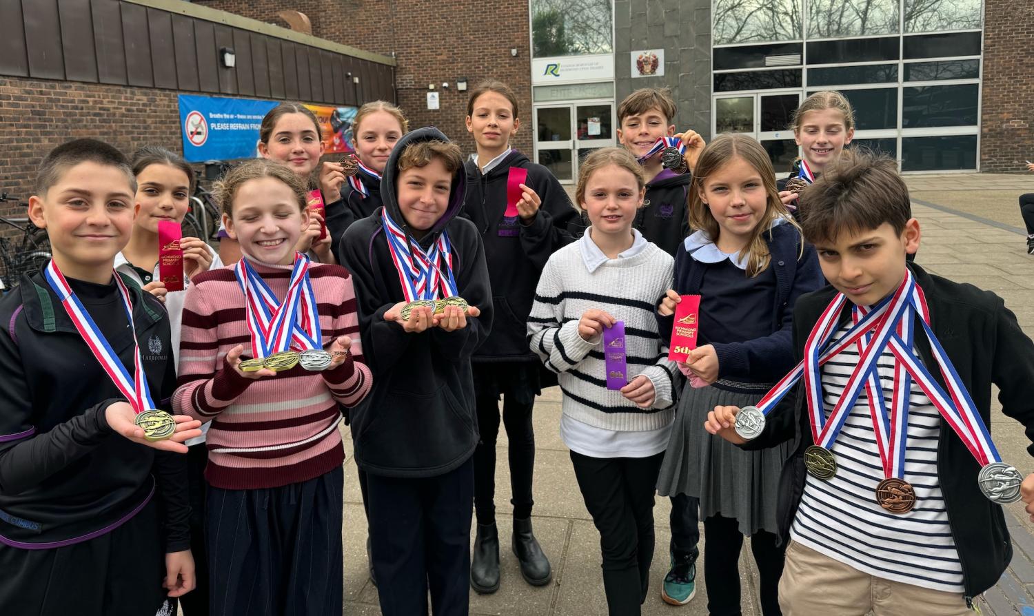 Swimmers with medals