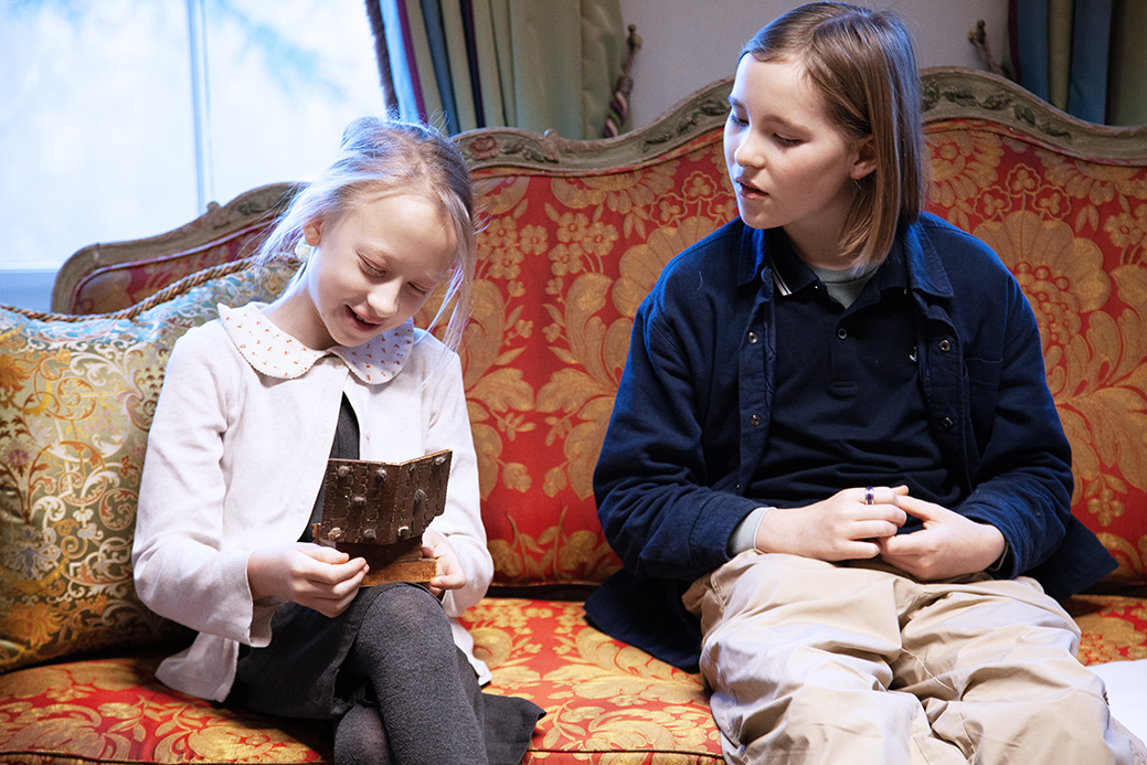 Opening Mrs Hooke's music box
