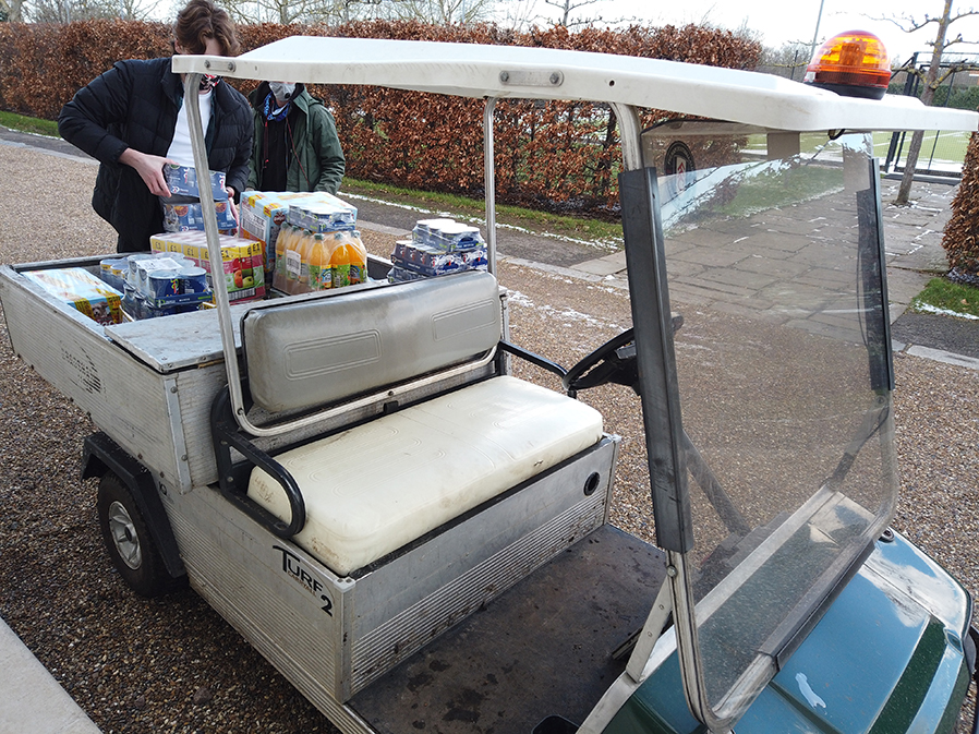 golf%20buggy%20delivery.jpg