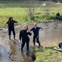 11s Field Trip to River Tillingbourne