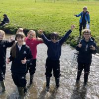 11s Field Trip to River Tillingbourne