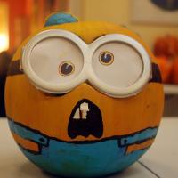 Minion pumpkin