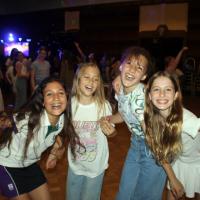 10s bubble year group disco